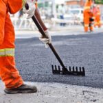 Teramo, cantiere notturno per asfaltare via Po