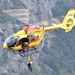 Gran Sasso, alpinista scivola sulla neve: soccorsi in quota