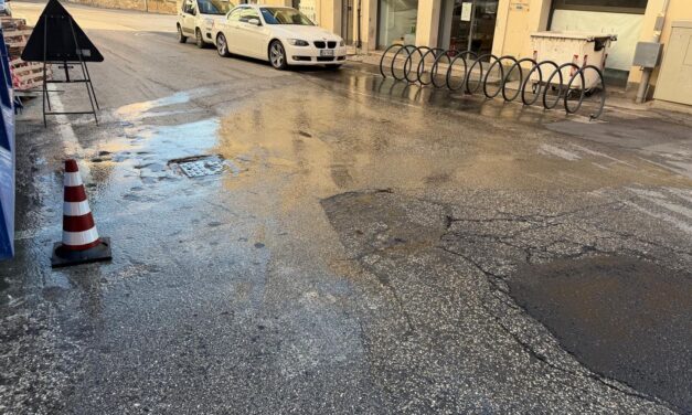 Guasto alla rete idrica a Teramo, disagi tra via del Vezzola e Oberdan