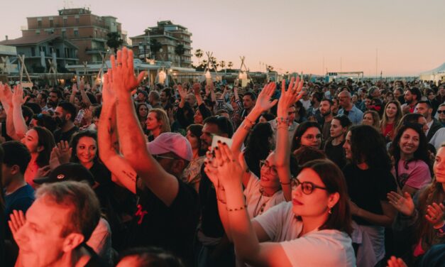 Roseto, il Sunny People Festival richiama pubblico sulla costa