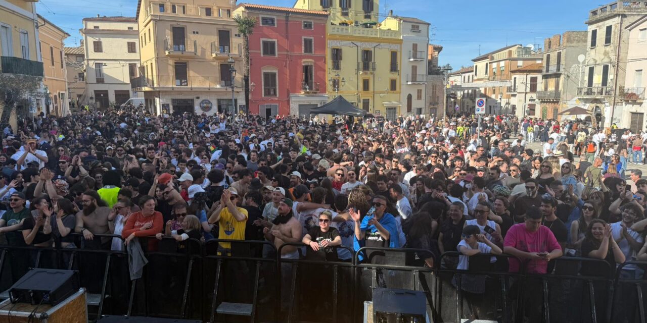 Pasquetta da record a Mosciano, Arrostiland richiama 20mila persone