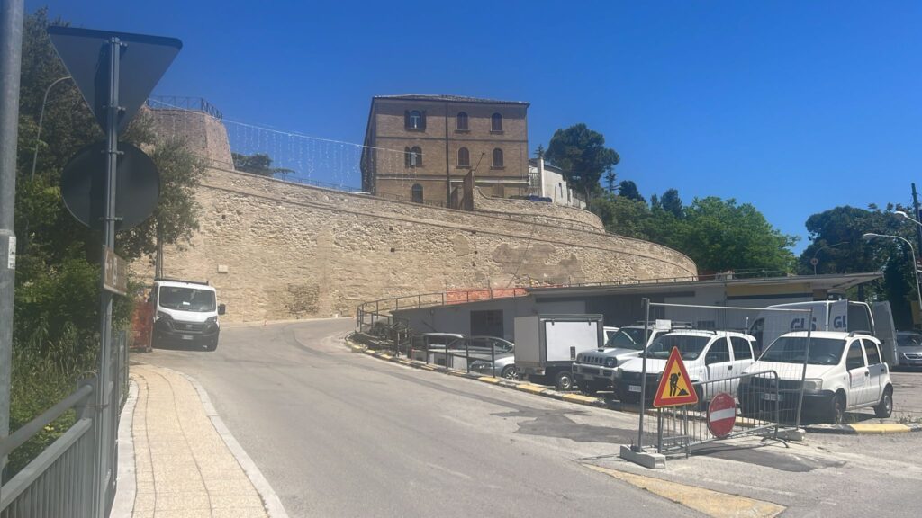 Atri, nuovi stalli gratuiti vicino al centro storico