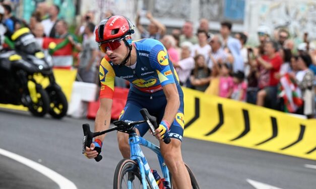 Ciccone sul podio al Giro, l’Abruzzo applaude la Maglia Azzurra