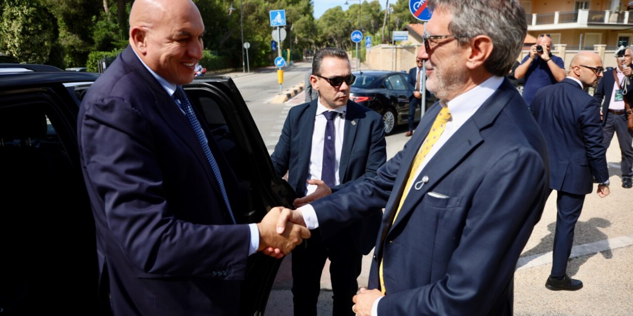Economia abruzzese, a Pescara confronto su lavoro e industria