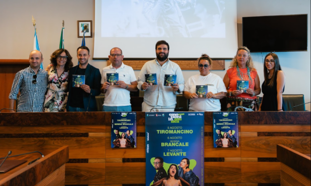 Roseto rilancia la musica dal vivo: tre serate con Tiromancino, Levante e Serena Brancale