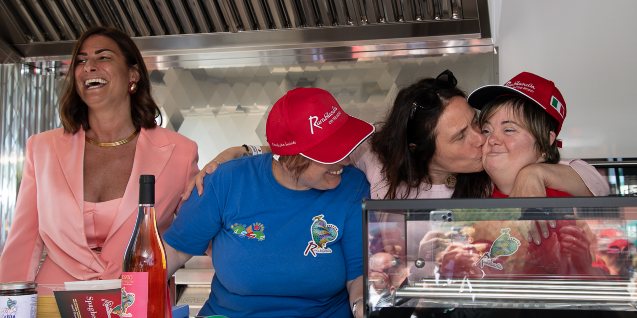 Da Atri all’estate abruzzese, il tour del food truck di Rurabilandia