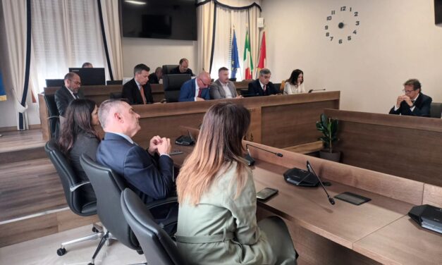 Frana a Silvi, sopralluogo della Commissione parlamentare