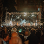 Roseto, piazza gremita per il live estivo di Francesca Michielin