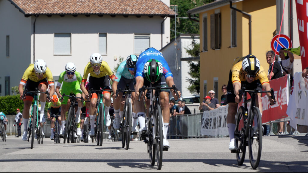 Giro d’Abruzzo Juniores, Fedrizzi chiude in trionfo a Colledara