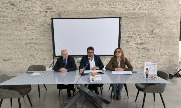 Teramo, onorificenza a Marco Rossi-Doria per la dignità umana