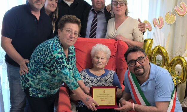 Teramo rende omaggio alla centenaria Domenica Scorzetti