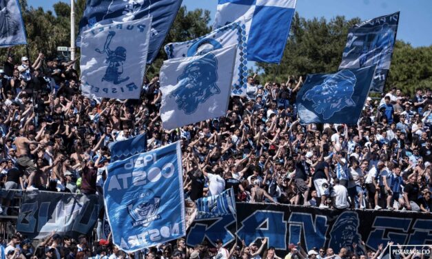 Pescara, tifosi in campo a Silvi per spingere la squadra