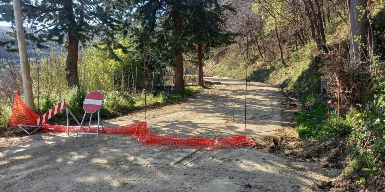 Montorio, spostate le barriere sulla Sp 42 chiusa per frane
