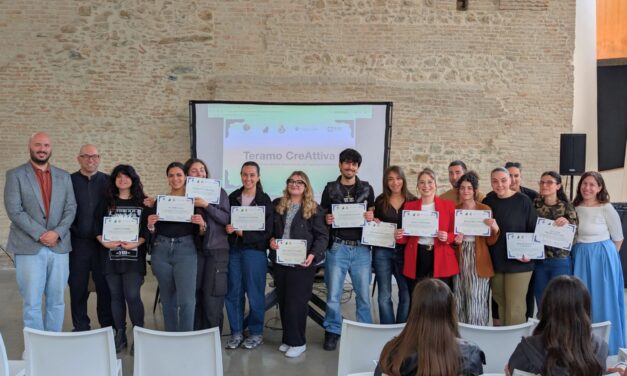 Teramo, attestati ai giovani del percorso CreAttiva