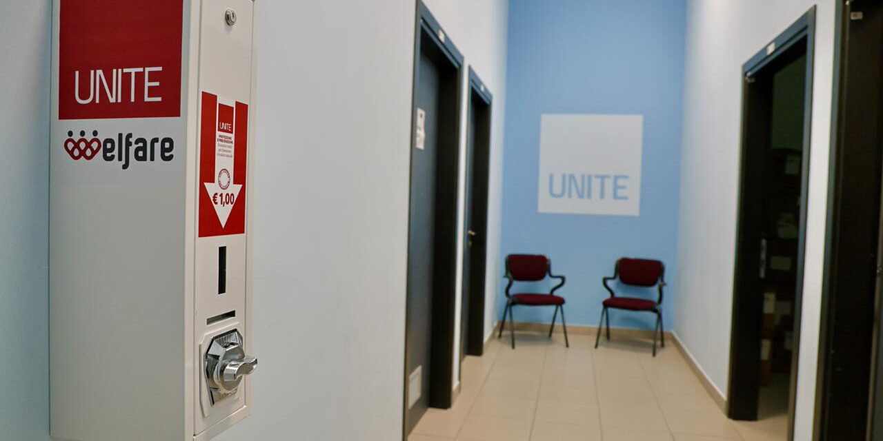 UniTe, dispenser di preservativi nel polo D’Annunzio
