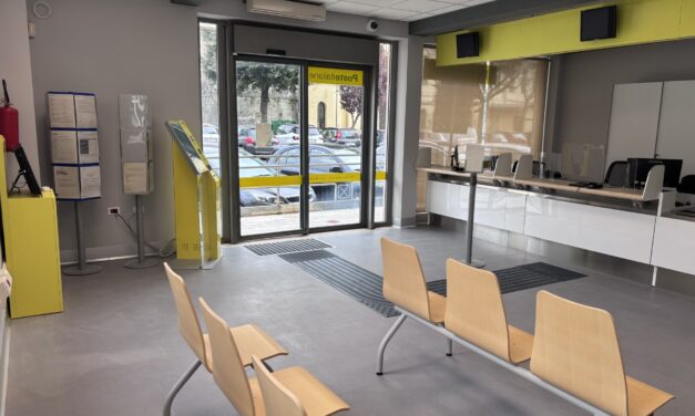 Montorio, riapre l’ufficio postale dopo i lavori di restyling