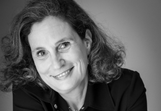 Teramo, Ilaria Capua presenta il suo libro alla Delfico