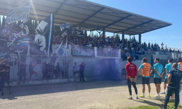 Pescara, tifosi in festa a Silvi prima della sfida di Padova