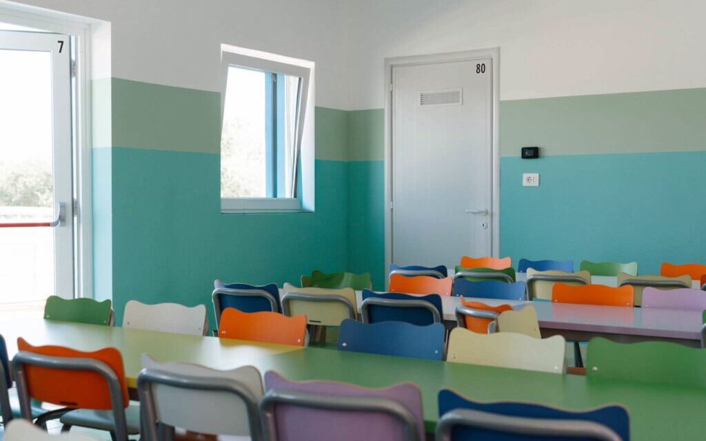 Roseto, aperta la nuova mensa della scuola Santa Petronilla