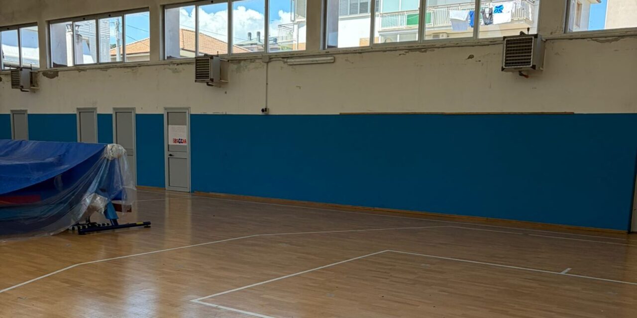 Roseto, palestra di via Piemonte rimessa a nuovo
