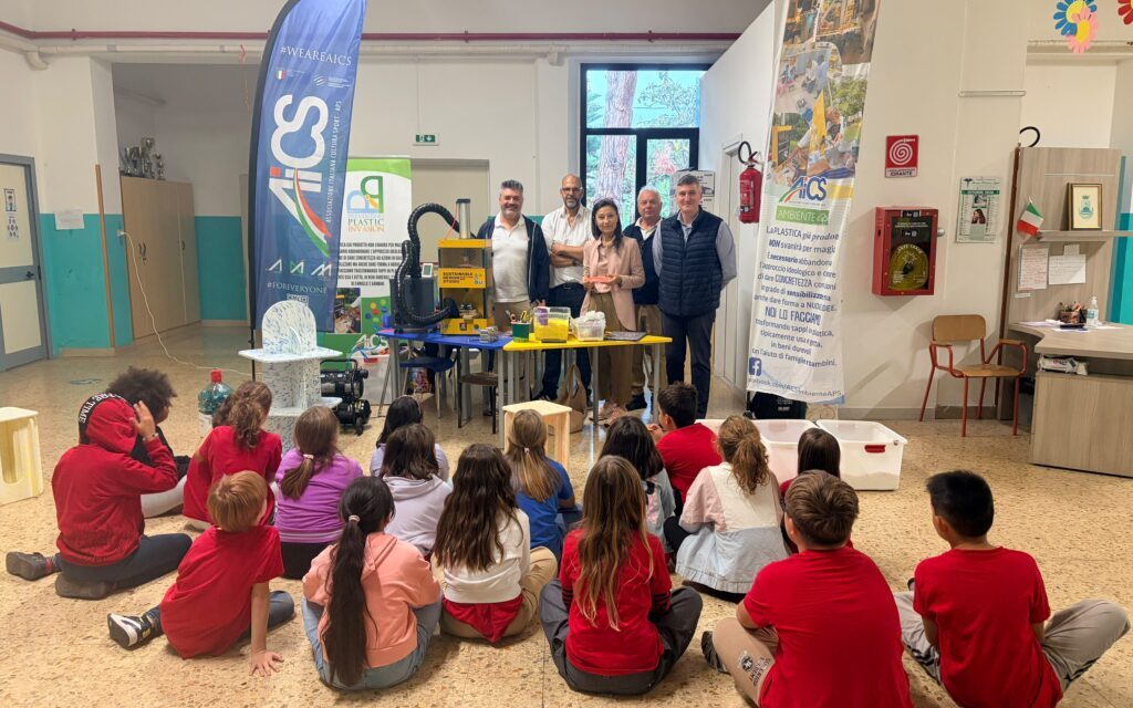 Pineto, educazione ambientale in classe con focus sulla plastica