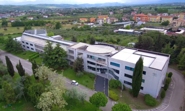 Giulianova, al liceo Curie aprono i nuovi ambienti per la scuola
