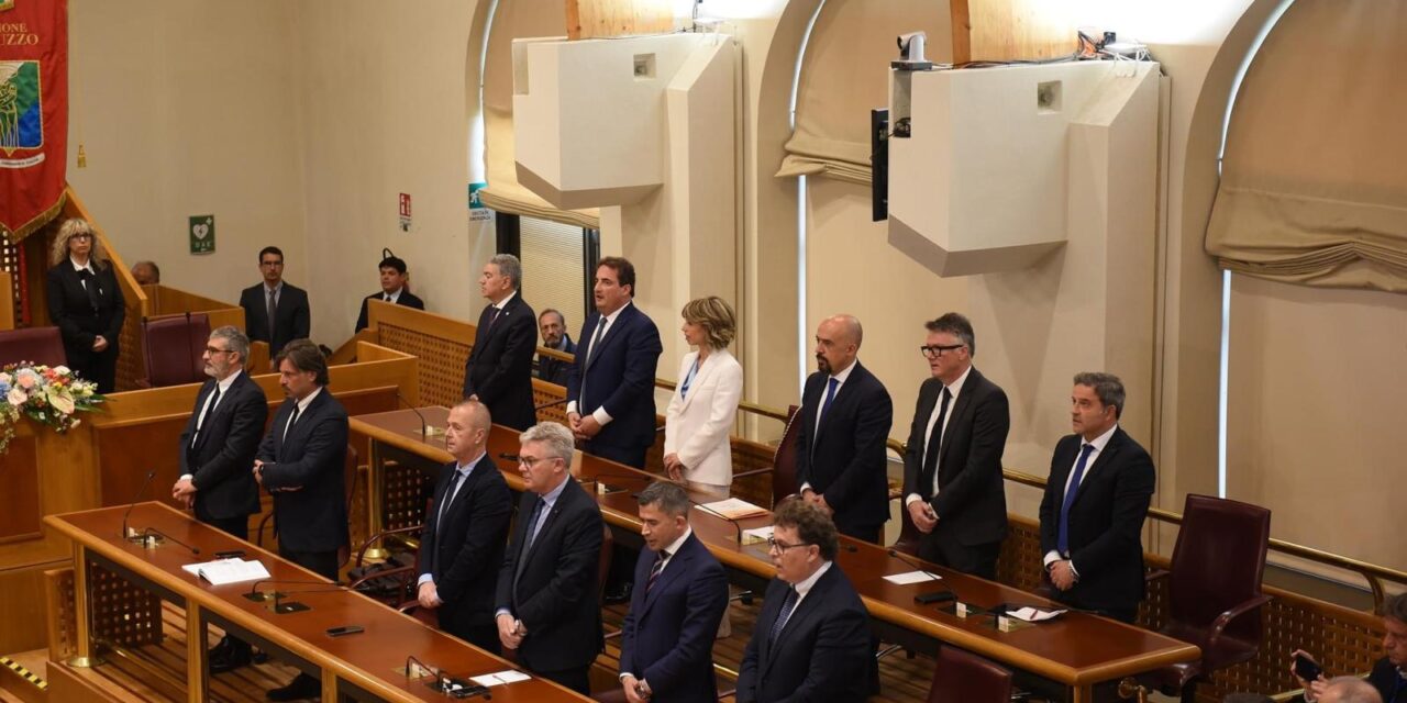 Acqua in Abruzzo, tre consiglieri spiegano il mancato voto