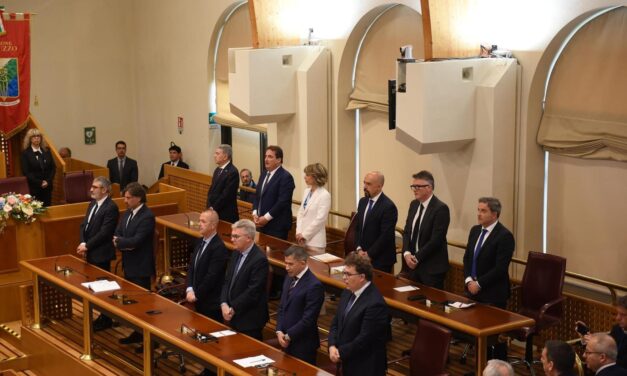 Acqua in Abruzzo, tre consiglieri spiegano il mancato voto