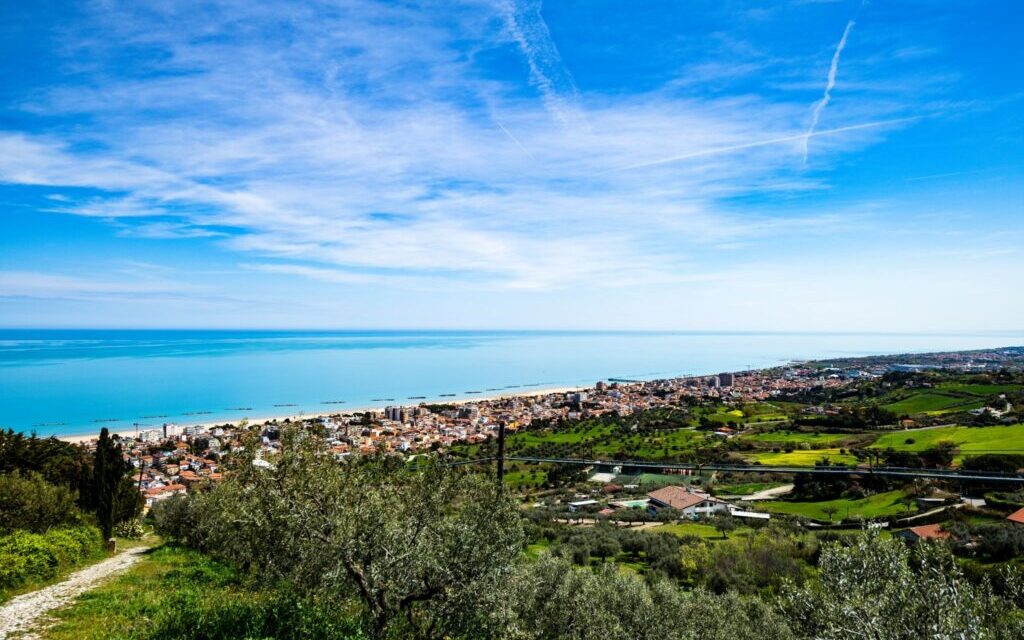 Roseto celebra 166 anni con libro fotografico e musica