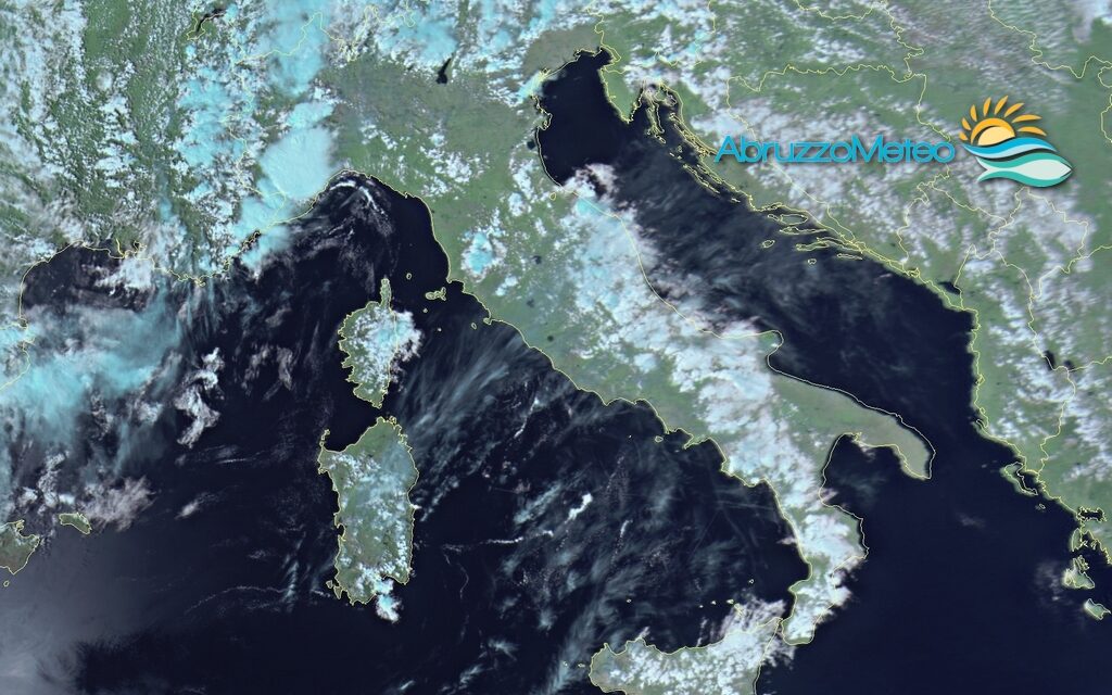 Meteo in Abruzzo: nubi e piogge sparse anche sulla costa teramana