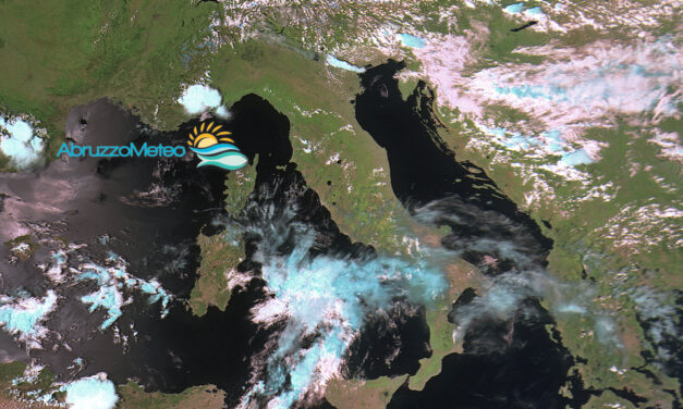 Meteo, costa teramana tra nubi mattutine e caldo in arrivo