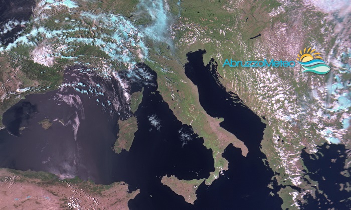Caldo in aumento sulla costa teramana, afa anche a Giulianova