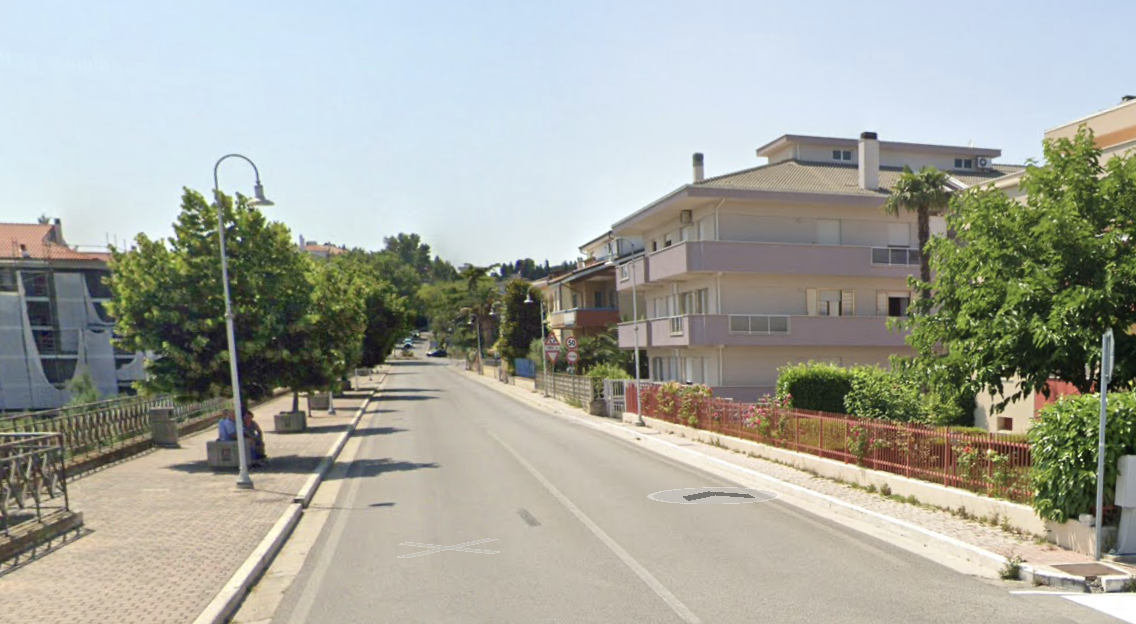 Atri, due donne travolte in via Aldo Moro: muore una 79enne