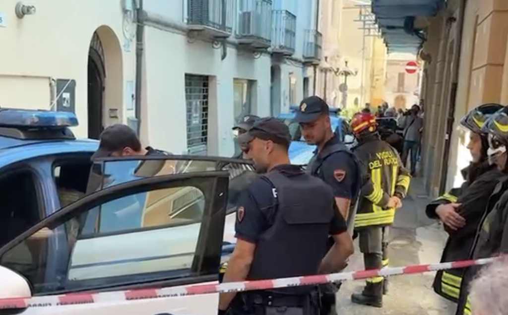 Casa occupata in centro a Teramo, interviene la Volante