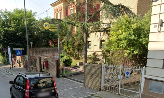Giulianova Alta, sportello postale senza climatizzazione