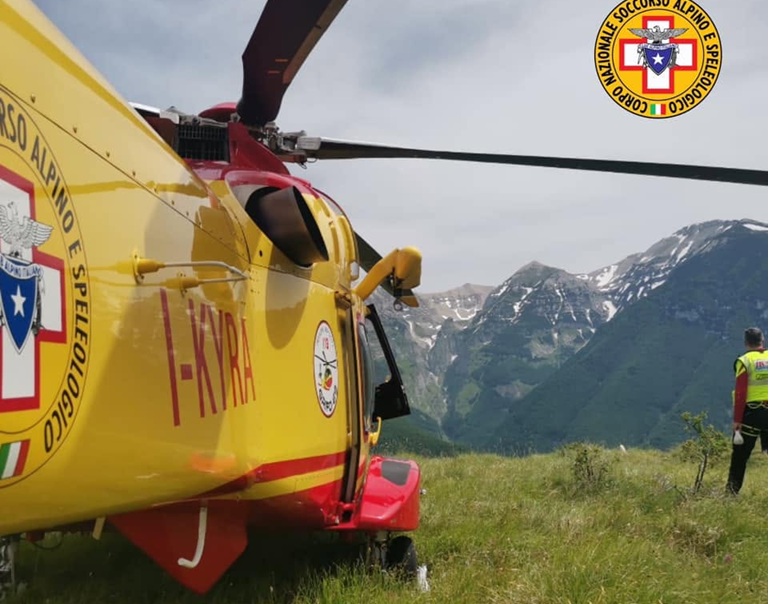 Escursionista ferita sul Gran Sasso, recupero in quota