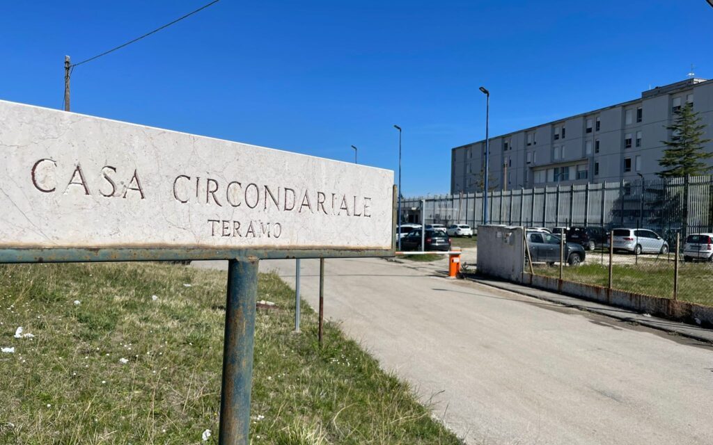 Castrogno, nuova segnaletica per ordinare i parcheggi
