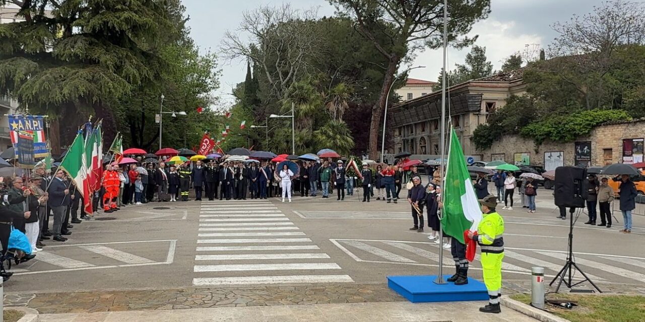 Teramo celebra il 25 Aprile: cerimonie e corteo in centro