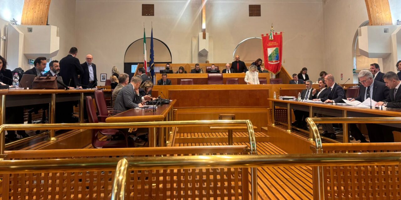 Rifiuti, stop al piano unico subito: più tempo e ipotesi sub-ambiti
