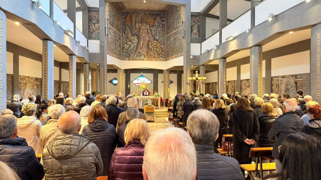 Teramo saluta Giuseppe Sciarra, ultimo omaggio al medico legale