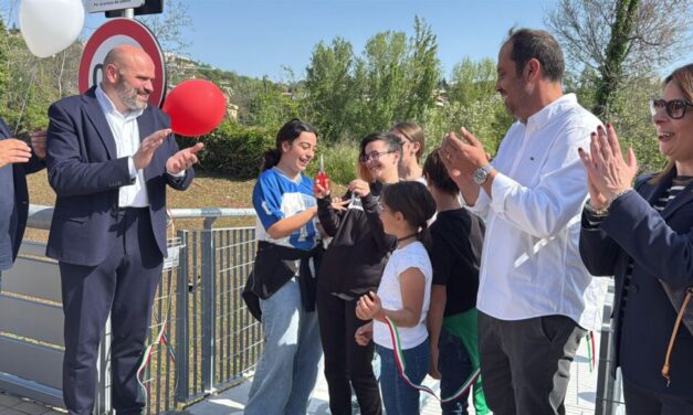 Teramo, aperto il nuovo passaggio tra parco fluviale e città