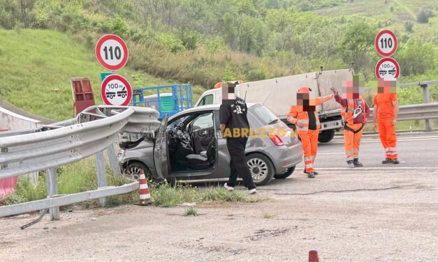 Incidente sull’A24 a Collurania, auto contro il guardrail
