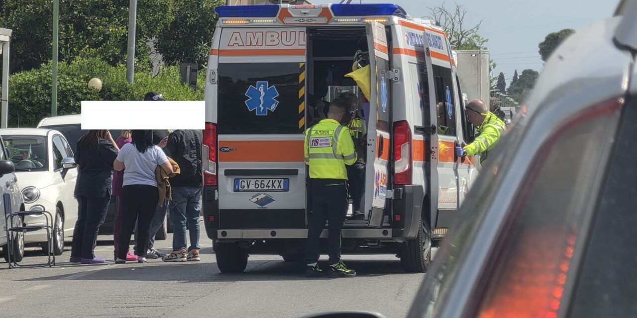 Colleranesco, donna e bambino investiti sulla Statale 80