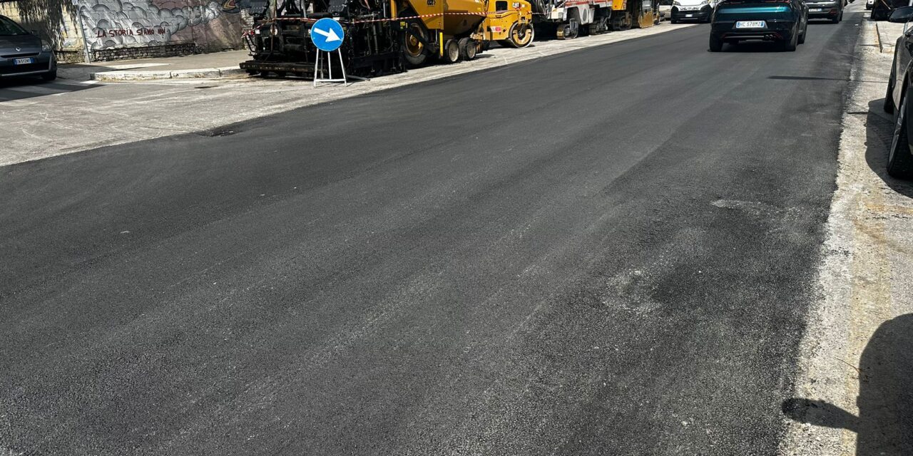 Asfalto nuovo sul lungomare di Pescara, stop ai cantieri nel weekend