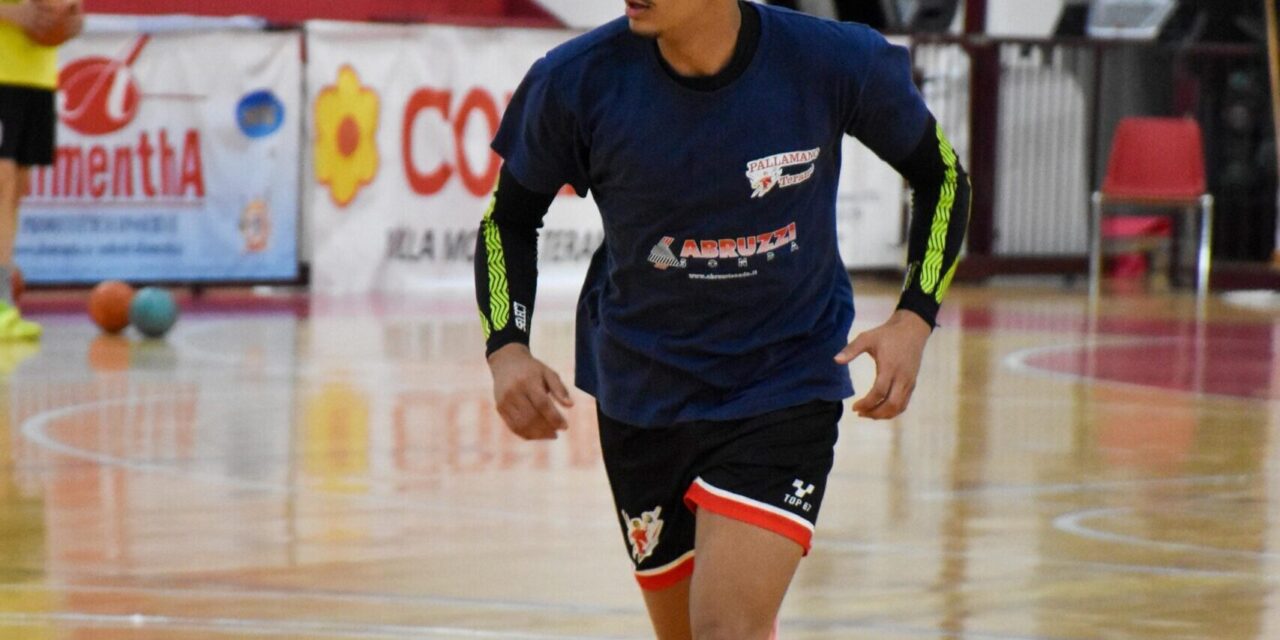 Tahar in azzurro Under 20: premio per la Lions Teramo