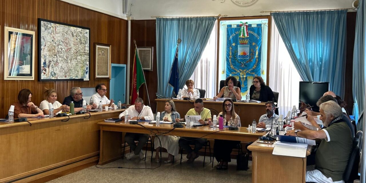 Alba Adriatica, Consiglio comunale chiuso in anticipo