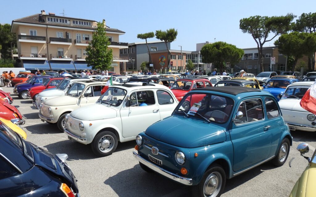 Motori storici sul lungomare: raduno ad Alba Adriatica