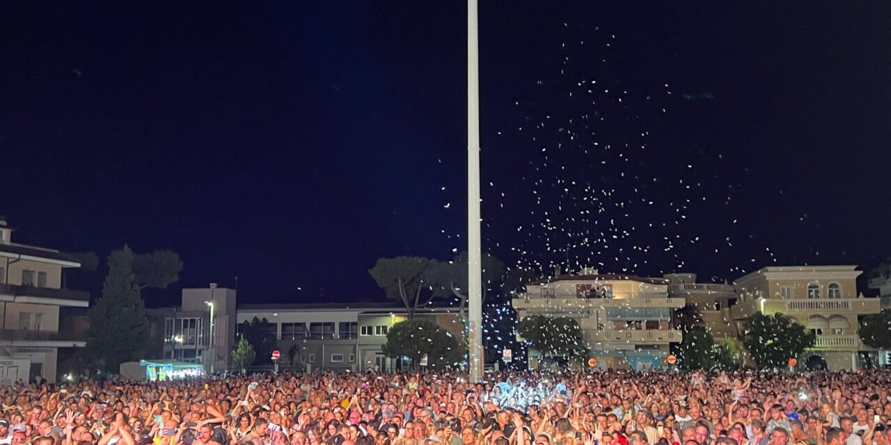 Alba Adriatica, in piazza due notti di concerti e street food