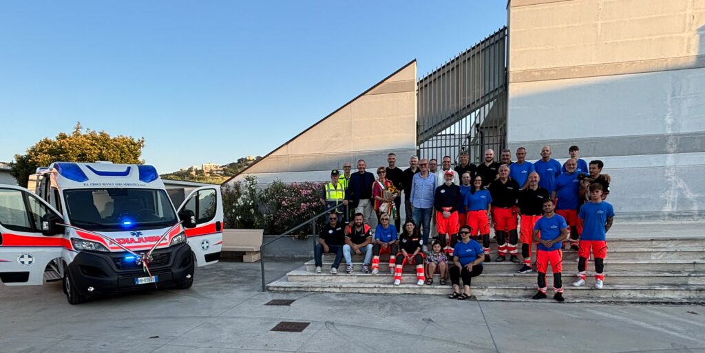 Croce Bianca di Alba Adriatica, nuovo mezzo per i volontari