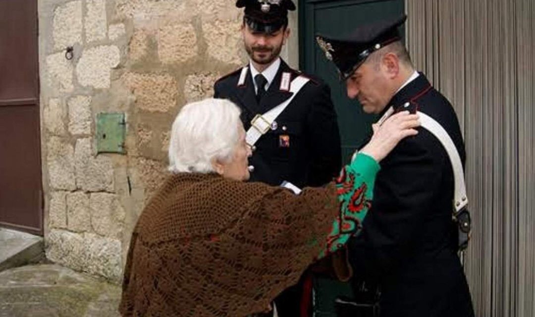 Truffe agli anziani nel Teramano, tre casi segnalati ai carabinieri